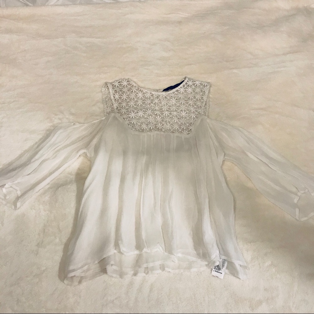 Zara Cold Shoulder Flowy Top